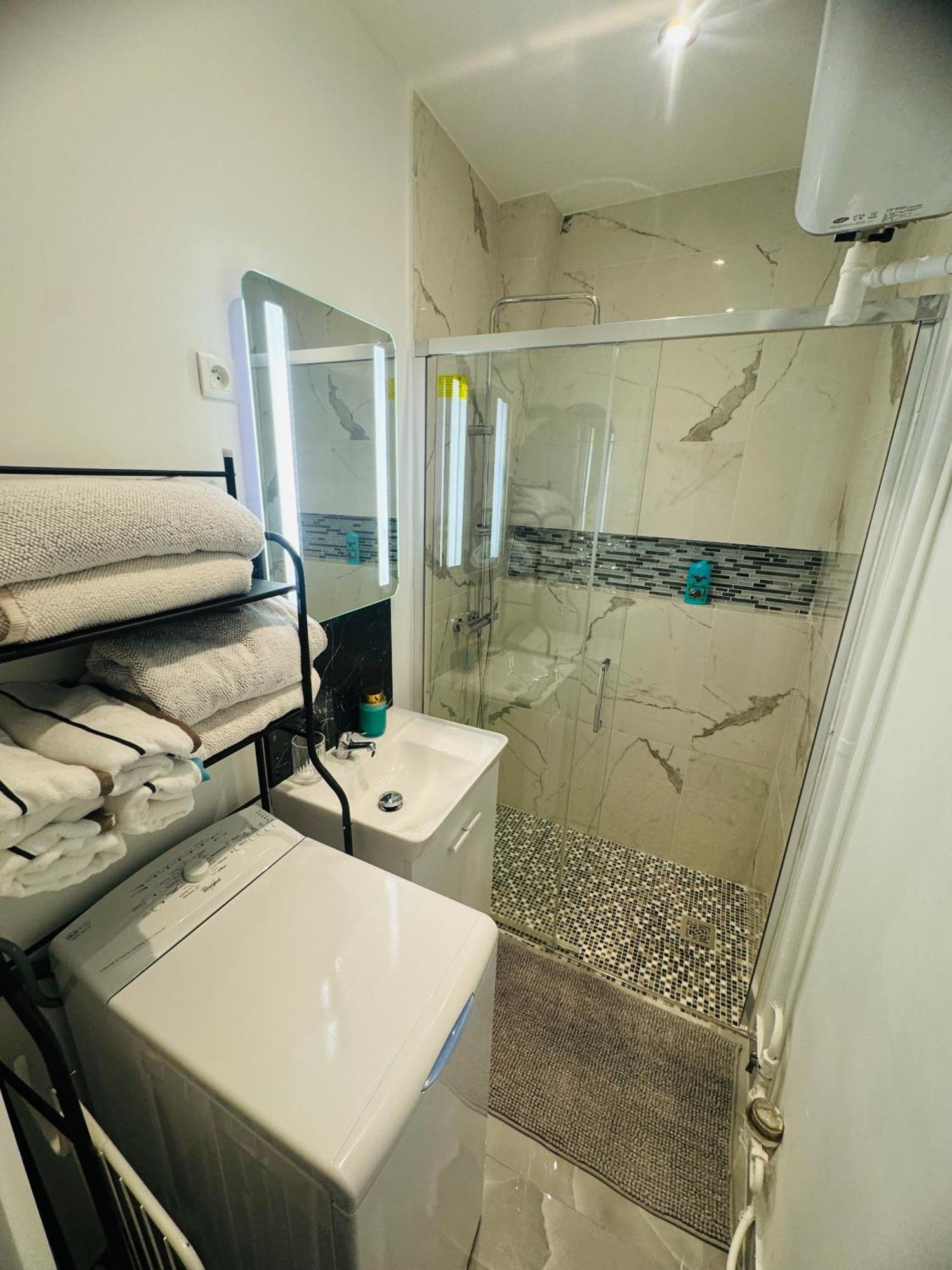 Charmante Appartement F2 Au Coeur De Paris 1Er Zewnętrze zdjęcie