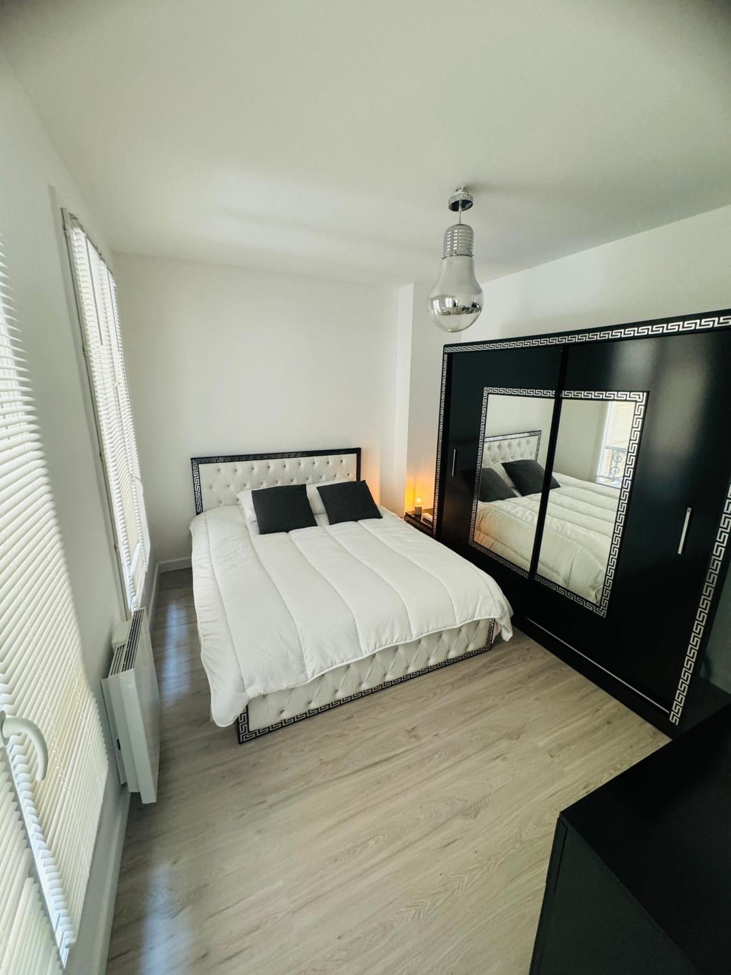Charmante Appartement F2 Au Coeur De Paris 1Er Zewnętrze zdjęcie